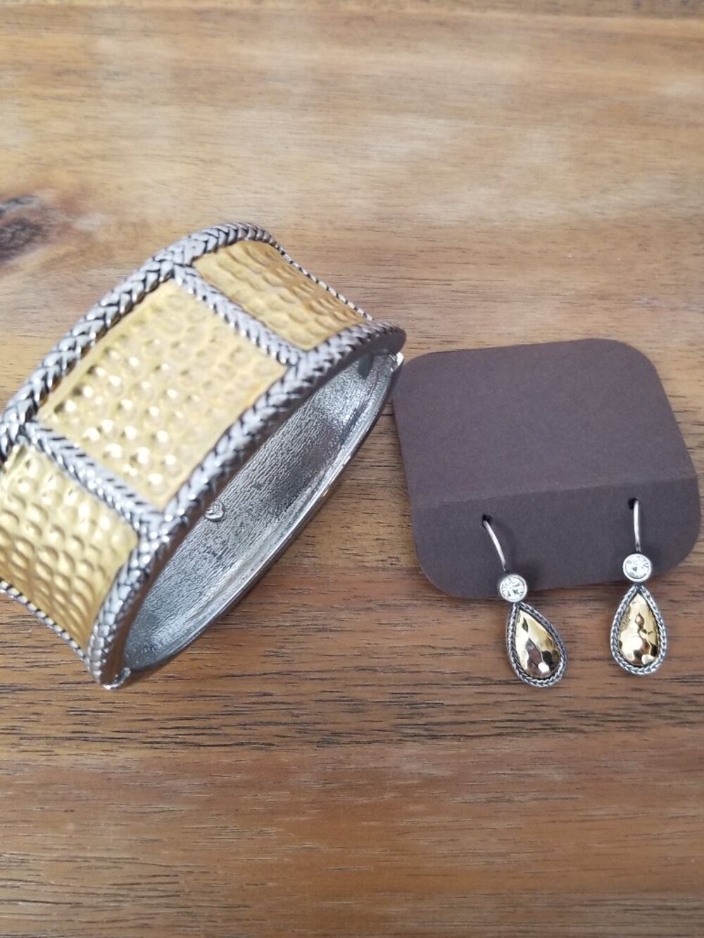Premier Designs Hinged Bracelet and Earring Set Hammered Gold and Silver